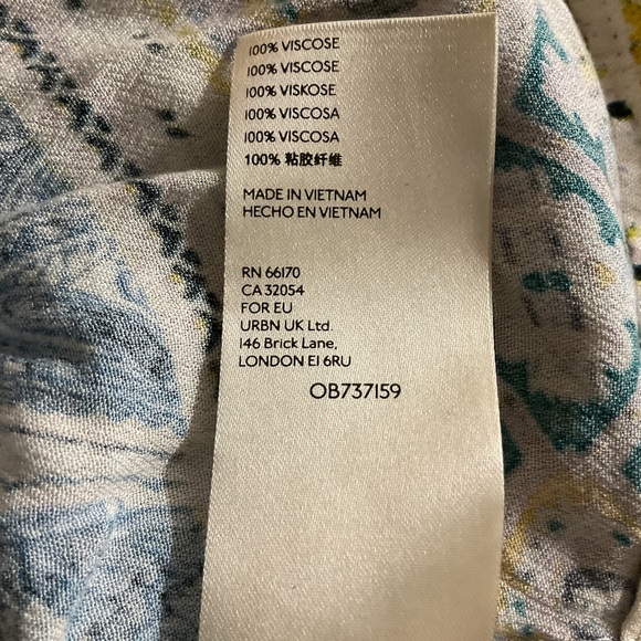 NWT Free People Blue and White Patterned‎ Blouse bohemian blouse size M - Picture 9 of 12